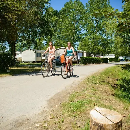Mobil Xxl 4 - Le Domaine De Beaulieu Campsite