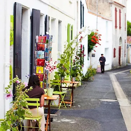 Campsite Mobil Xxl 4 - Le Domaine De Beaulieu Givrand