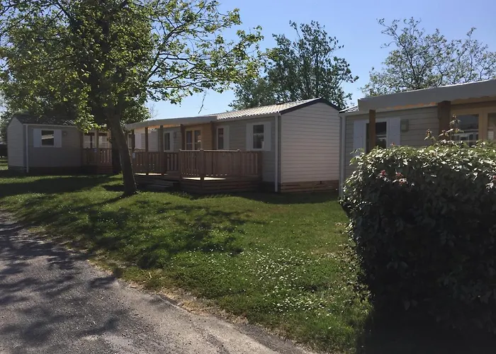 Mobil 4 - Domaine De Beaulieu Κάμπινγκ Givrand