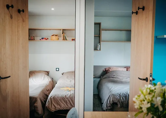 Mobil 4 - Domaine De Beaulieu * Givrand