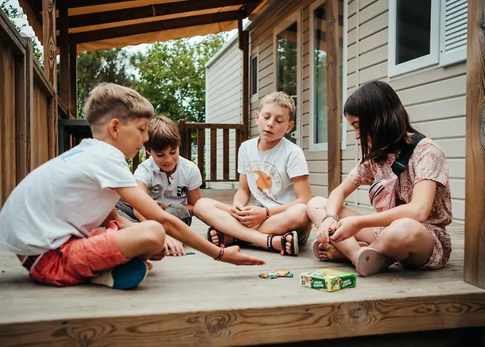 Mobil 4 - Domaine De Beaulieu Κάμπινγκ *