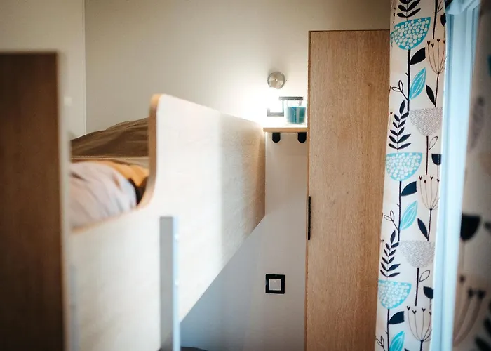 Mobil 4 - Le Domaine De Beaulieu Кемпинг Givrand